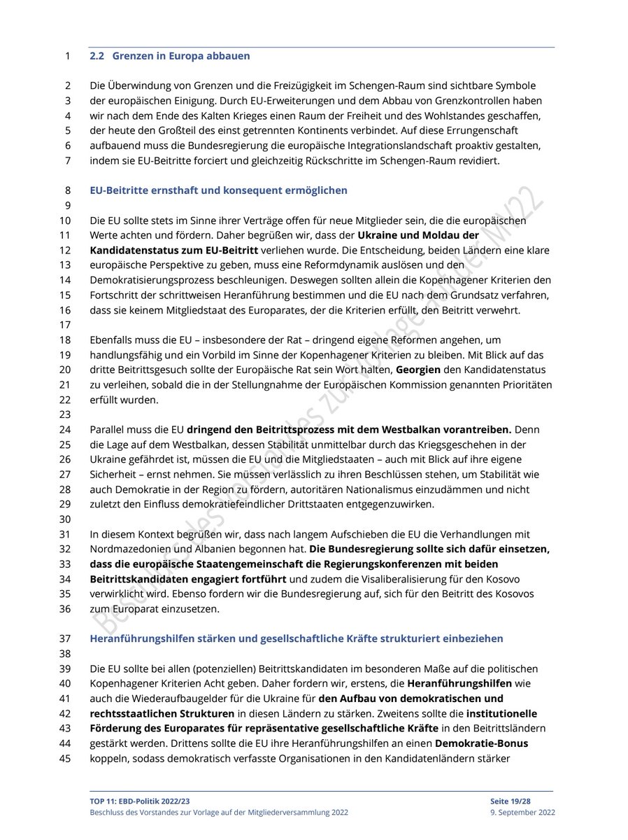 huettemann's tweet photo. Am #TdE2022 mit Vorstand @sudosteuropa zu wissenschaftlicher Expertise & #EBDpolitik & gemeinsames Netzwerken #Westernbalkan #turkeyEU sprechen?
Passend & angenehm.
Herzlichen Dank für die Einladung @ManuelSarrazin! Hier ist Beschlussvorlage für #EBDmv 📄 https://t.co/7h9KDvMG4P https://t.co/GBwzeZqZSc