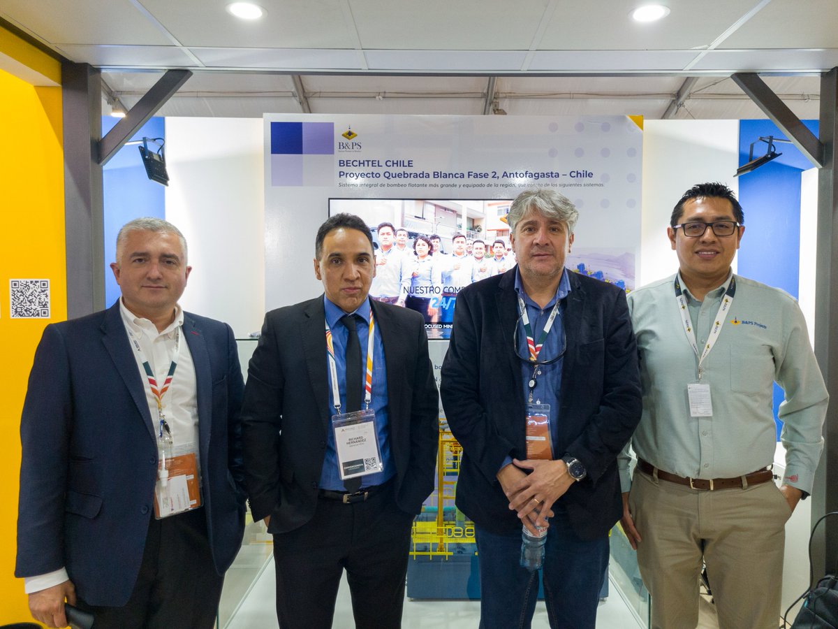 BYPSProjectsPE's tweet photo. Con el objeto de profundizar nuestras relaciones corporativas, sostuvimos diversas reuniones con distintos actores del sector minero, entre ellas, destacamos la visita del señor Héctor Ocampo, director del #GrupoMéxicoIngeniería, quien participó de nuestra charla técnica...
(1/3) https://t.co/tvvEaV9SDz