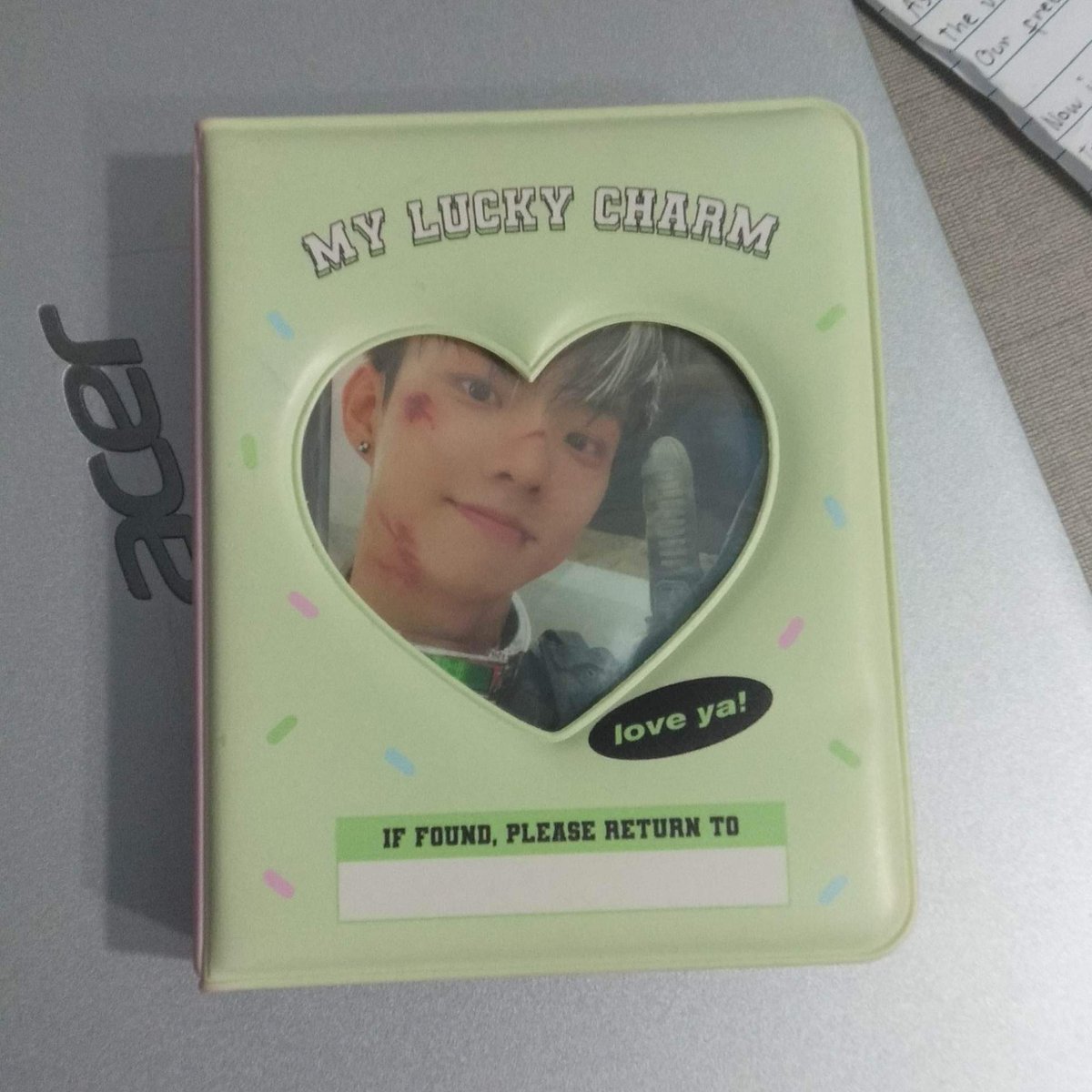 aeuncart's tweet photo. wts lfb ph only ! — ♡ #markaet
𓏲 comets crush "my lucky charm" 1p collbook ‹𝟹
🗯 ₱150
🧾 HELPING A FRIEND :) dm @kyuwants for more info
wts lfb cometscrush 1p collbook ph https://t.co/217E0rUGWV