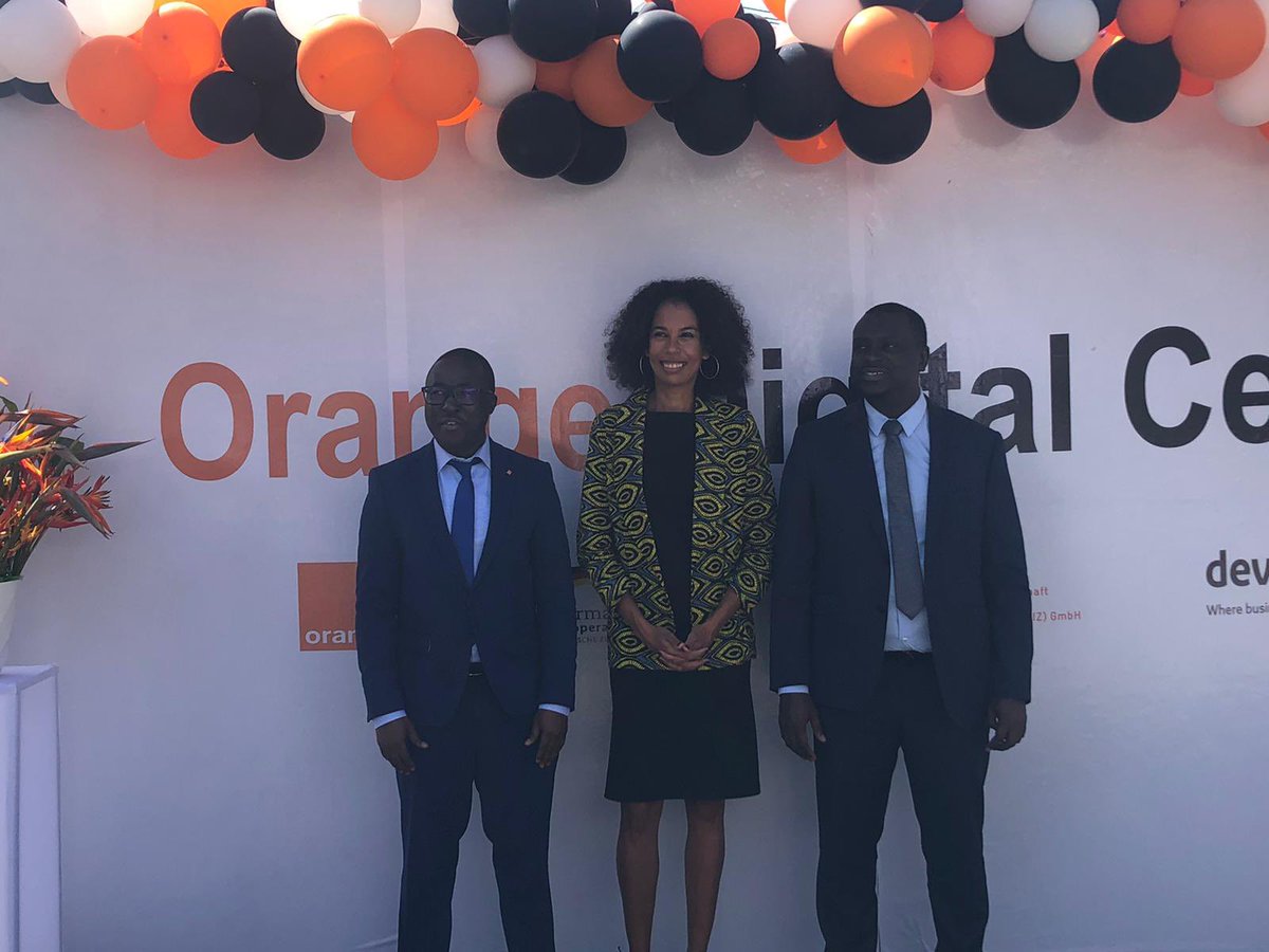 orangeafrica's tweet photo. Proud to inaugurate the 11th #OrangeDigitalCenter @Orange_Liberia with @giz_gmbh @BMZ_Bund, to improve young people´s employability ! 😃💪🏾 https://t.co/Zjatr0Rcjc