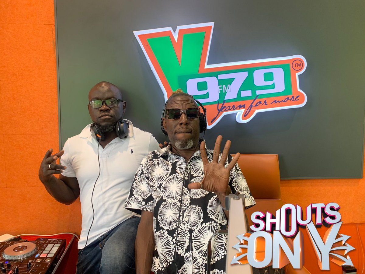 Y979FM's tweet photo. Welcome to #ShoutsOnY everybody! 🤩 This is where we play the songs you like!🤩

Join your faves, @BushkeEP  &amp; @SurakaDj, from 12pm - 3pm on Y!👊 

Drop your requests here 👇🏿 https://t.co/MGslrfJRBQ