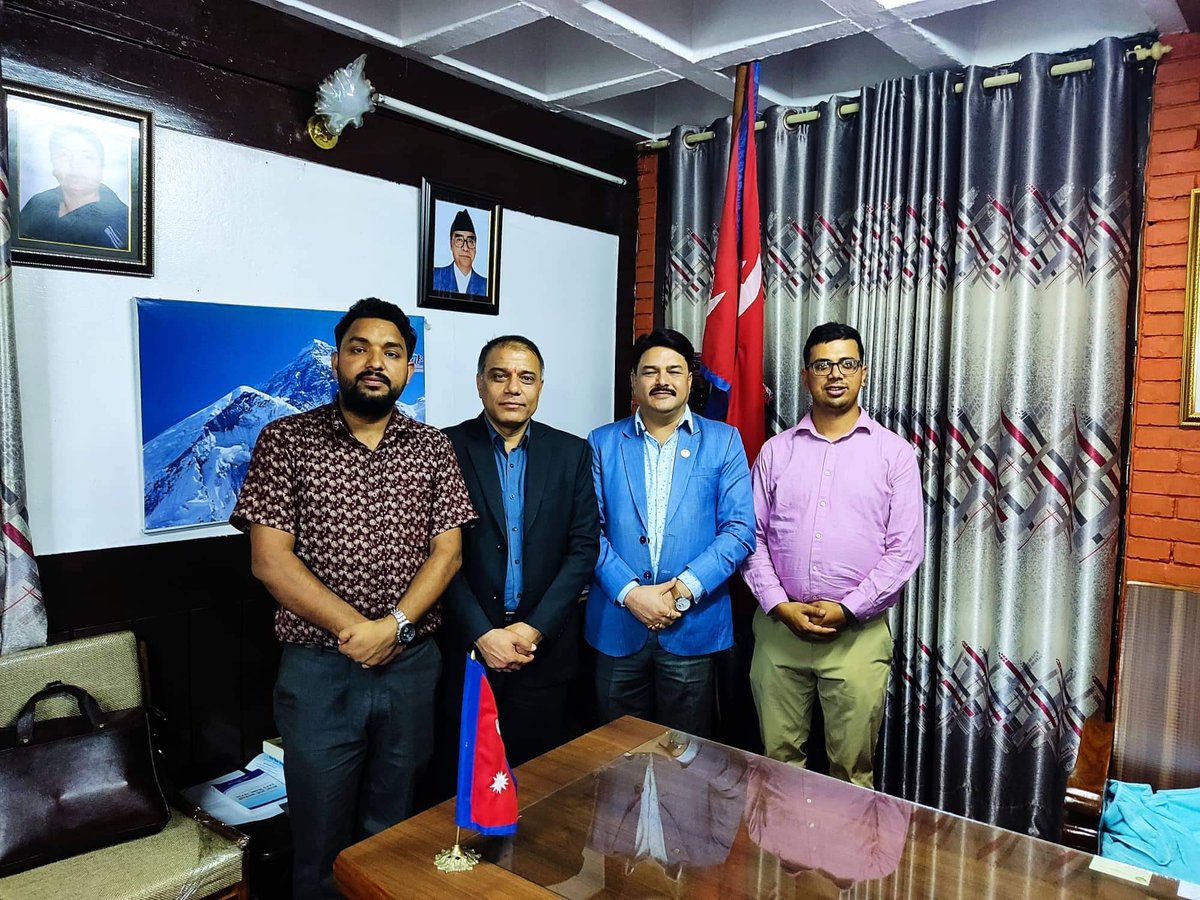 oncology_bg's tweet photo. I had the pleasure of meeting the State Minister for Health, Mr Hirachandra KC and the Member Secretary of Nepal Health Research Council Dr. Pradeep Gyawali to discuss cancer research priorities in Nepal. https://t.co/gIUtmJQumZ