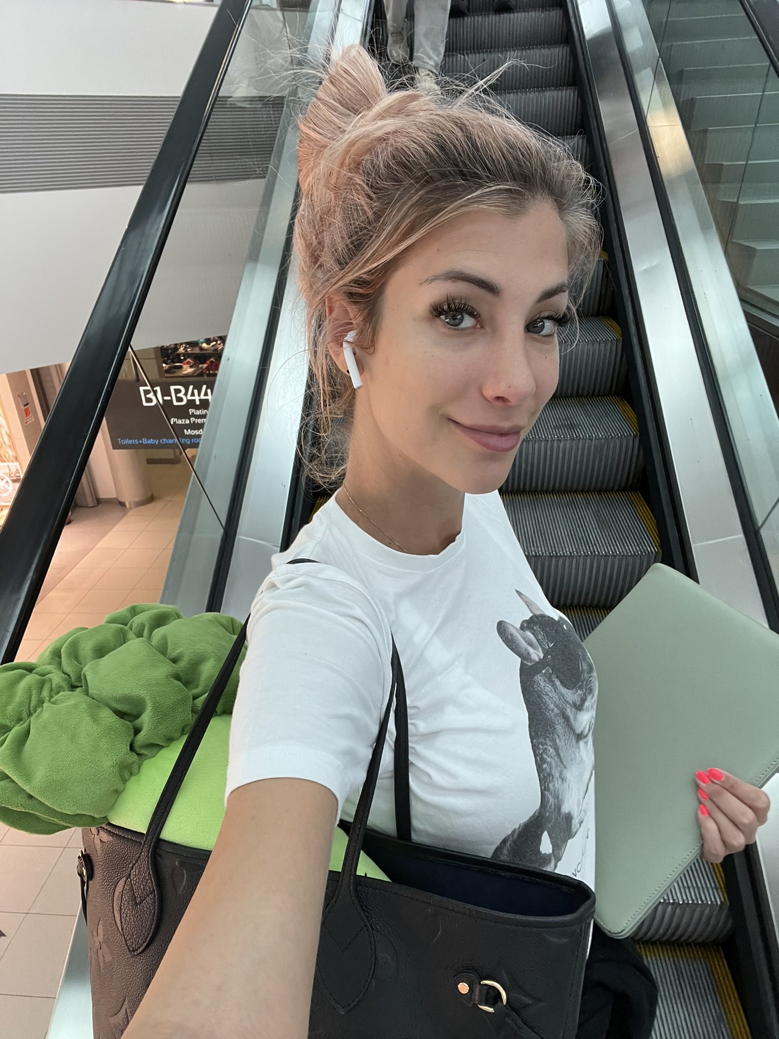 tw-pornstars-2-pic-shona-river-ethical-slut-twitter-cant-stay