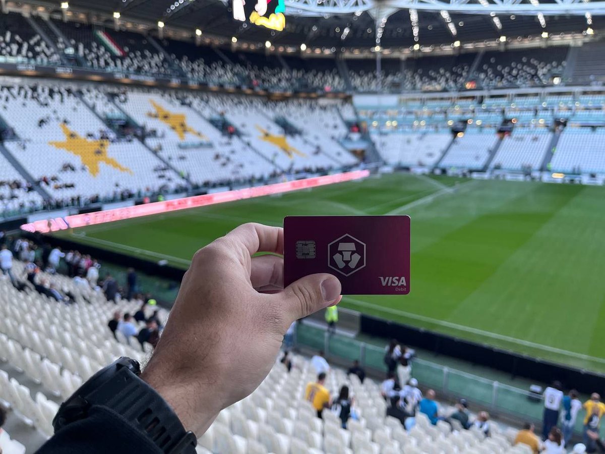 This weekend the #CroFam and our ambassadors were out and about.

From France for <a href="/psg_inside/">Paris Saint-Germain</a> V <a href="/ogcnice/">OGC Nice</a> to Italy for <a href="/juventusfc/">JuventusFC</a> V <a href="/bolognafc1909/">Bologna FC 1909</a> 

Show me where you've been this weekend!

#PSGvsNice #Ligue1 #JuventusVsBologna #SerieA