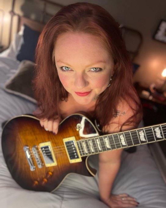 Just a naked girl and her guitar you should r/t https://t.co/Kln66fUT5v<a href="/tag/redhead"class="tags"><span>#redhead</span></a><a href="/tag/ginger"class="tags"><span>#ginger</span></a><a href="/tag/bbw"class="tags"><span>#bbw</span></a><a href="/tag/boobs"class="tags"><span>#boobs</span></a><a href="/tag/bbws"class="tags"><span>#bbws</span></a><a href="/tag/lactation"class="tags"><span>#lactation</span></a>