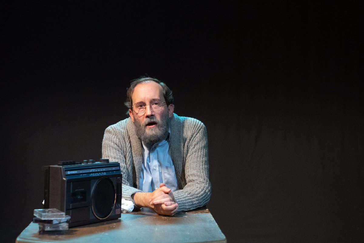 ‘Theatre vérité at its best. Not to be missed’ ⭐️⭐️⭐️⭐️⭐️ <a href="/LondonTheatre1/">@LondonTheatre1 🦄</a> | ‘Excellent’ ⭐️⭐️⭐️⭐️⭐️ @mmiletours | ‘So, so, so good’ ⭐️⭐️⭐️⭐️ <a href="/AlwaysTFTheatre/">Always Time for Theatre</a> | A powerful investigation into the human psyche.’ ⭐️⭐️⭐️⭐️ <a href="/The_Upcoming/">The Upcoming</a> | ‘True crime done right’ <a href="/theatrethingsuk/">Theatre Things</a>