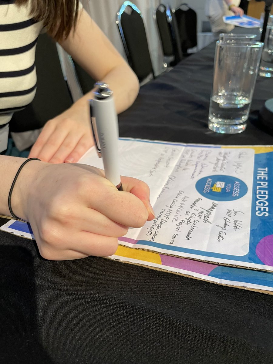 Emma Prach tweet media