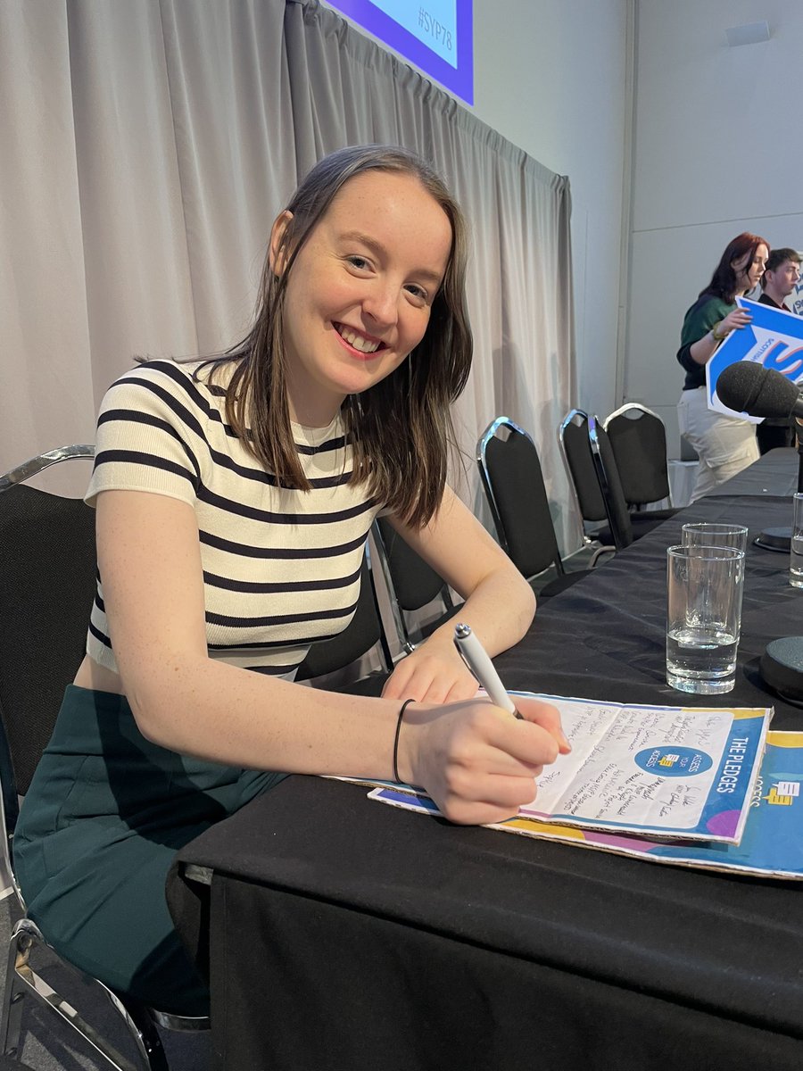 Emma Prach tweet media