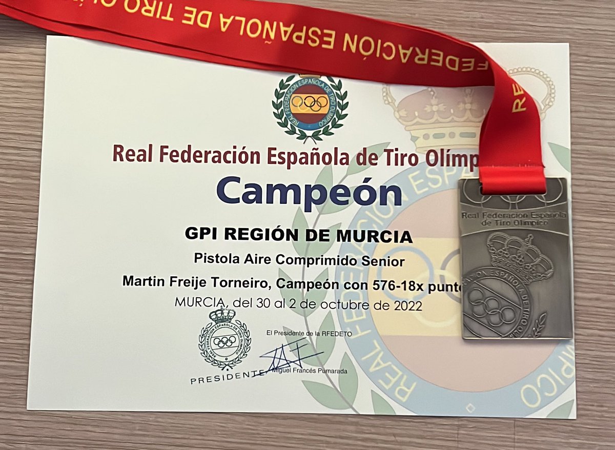 Despues de 3 meses fuera de competiciones por otro colapso pulmonar, volvemos a sentir esa tensión tan caracteristica:
-1º en clasificación renovando minima internacional.
1º en final haciendo record de España.
Siguiente parada: Campeonato del Mundo🇪🇬