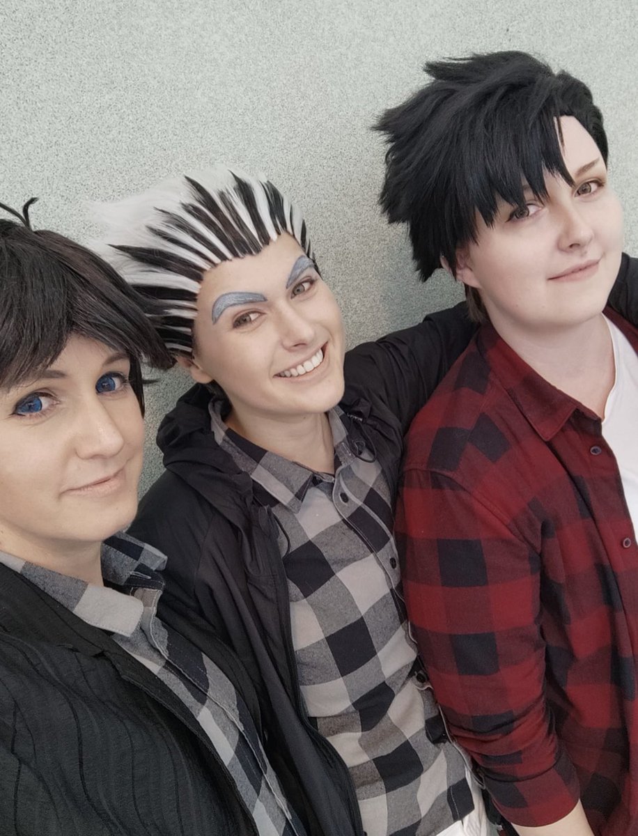 dorkdevil_old's tweet photo. I was sooo happy to cosplay Bokuto again after four years! 🥰
Esp with my lovely friends @Sharkasm_Li as Akaashi and @Shiki_Chan_Cos as Kuroo! 🖤🤍 https://t.co/D3YdWQXYot