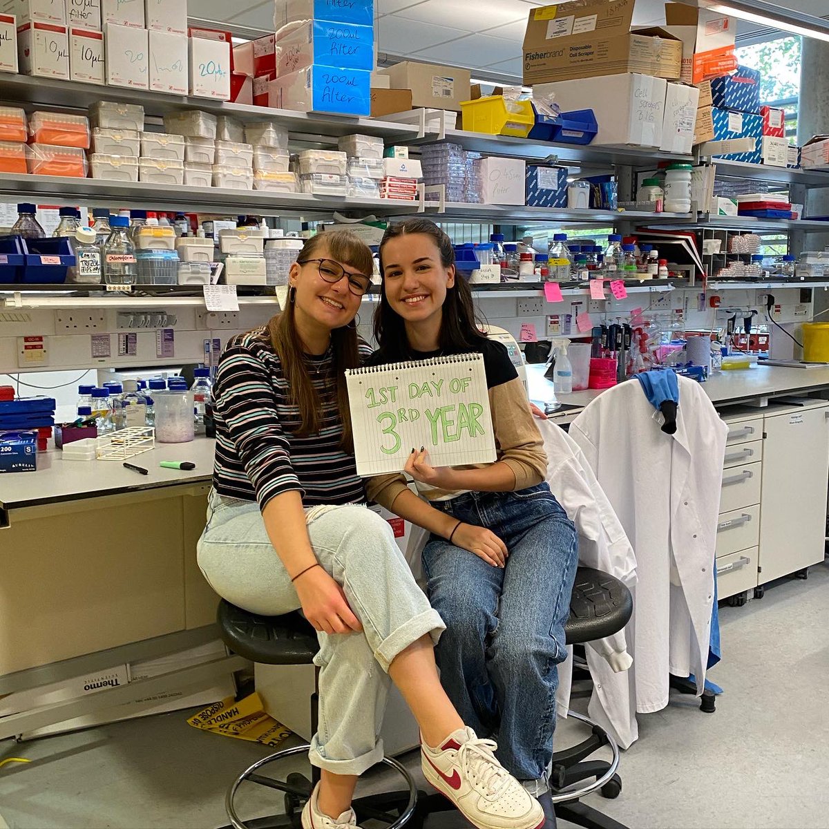 Çağla Tosun (@caglaoncology) on Twitter photo 19th year in education and first day of being a 3rd year PhD student! #OxfordOncology #Oncology #PhDlife #timeflies @Hammond_Lab <a href="/SophDoesDPhil/">Sophie Twigger</a> 19th year in education and first day of being a 3rd year PhD student! #OxfordOncology #Oncology #PhDlife #timeflies @Hammond_Lab <a href="/SophDoesDPhil/">Sophie Twigger</a>