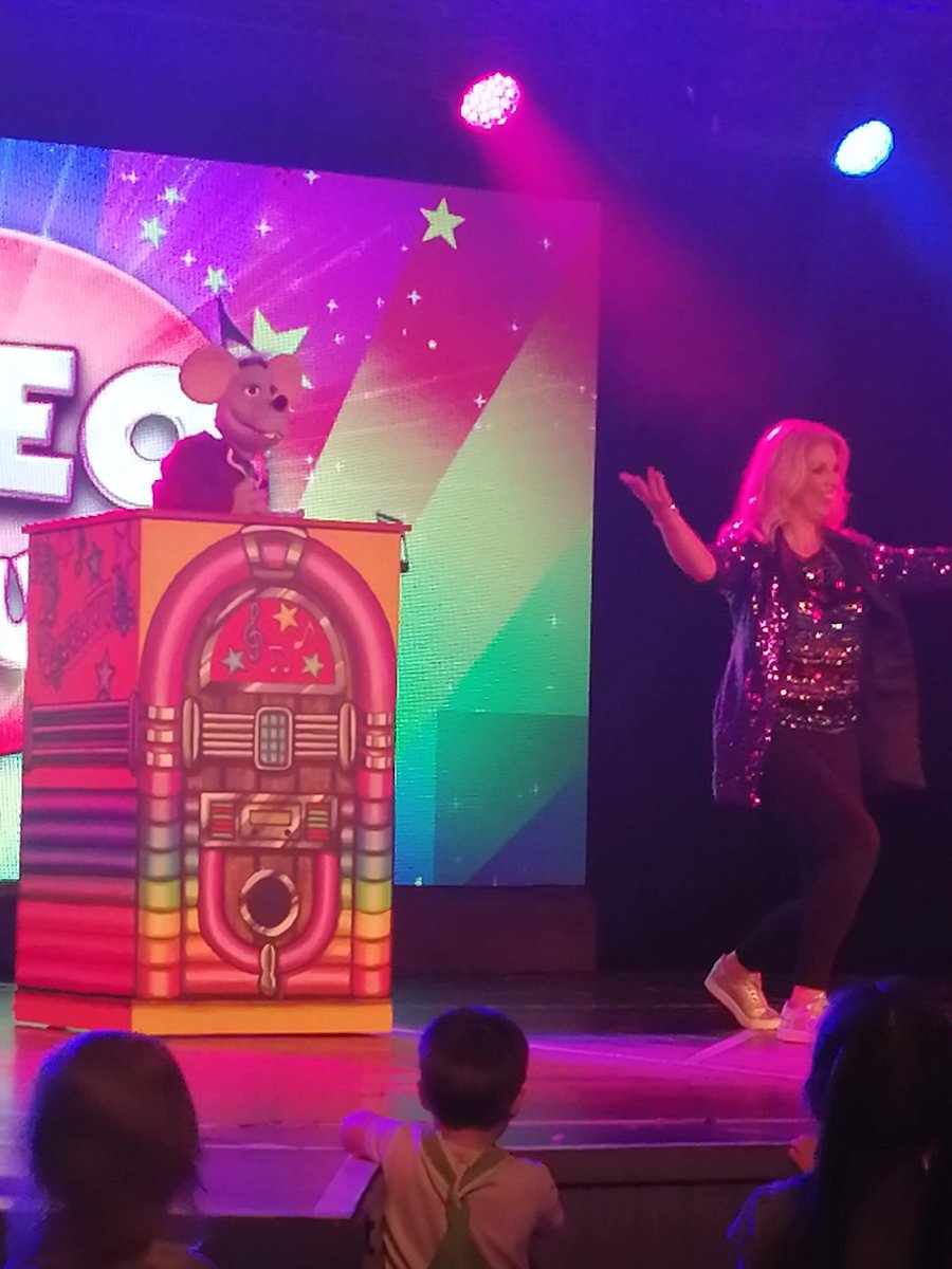 TheoMouse's tweet photo. It’s @Butlins #Bognor today for some more #JustForTots fun.
https://t.co/eqBDgCaqxW https://t.co/gwFialDNWN