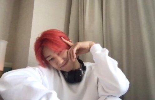 haotonin's tweet photo. happy national boyfriend's day 🖤🤍 https://t.co/CZZKlherLZ