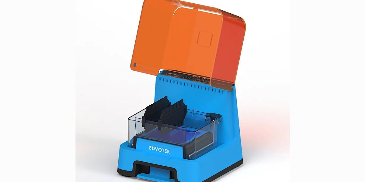 discoveringdna's tweet photo. Inspire your students with modern DNA technology! The EDGE electrophoresis system combines a gel tank, power supply &amp; blue light into a single easy-to-use apparatus. Check it out here: https://t.co/jO52JfeDgE

#DNA #biotech #MedEd #wideningparticipation https://t.co/YKXBVIMiQE