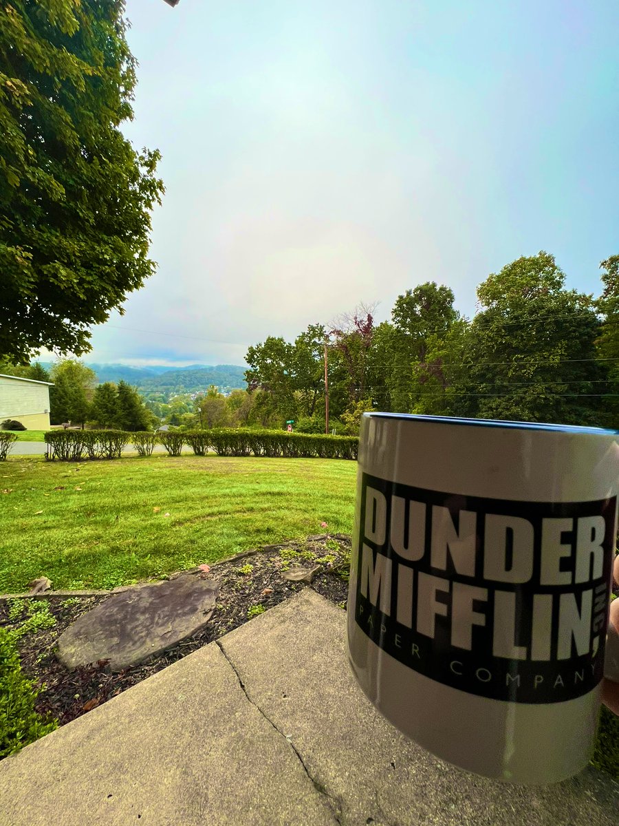 AC_Trades's tweet photo. GM 🤟 ☕️Start your day with peace and then immediately go kill it. Today I’m filming my next major video “Does Money TRULY Create Happiness?”. What do you think? Drop a reply ⬇️ one of your answers may be featured in the video! https://t.co/0ZlBOYE8HN