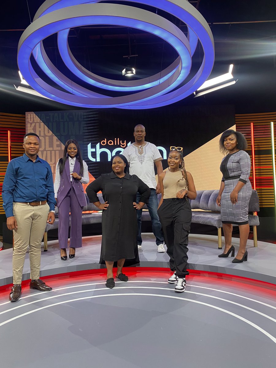 daily_thetha's tweet photo. Today we entered a brand new season! We got to hear from you, on what you’d like to see on the show while also speaking to the people who’s lives have been touched by the show. We’re happy to be back on your screens &amp; thank you for watching &amp; supporting the show.😁
#DailyThetha https://t.co/S6wSfxPqwF