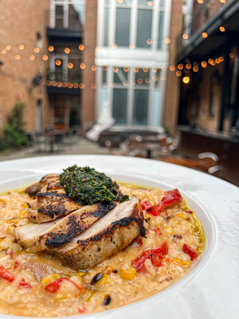 GravyRaleigh's tweet photo. This week, Monday won't be mundane. Downtown Raleigh Restaurant Begins today, &amp; our team of culinarily artists has crafted a menu that will have you performing that happy wiggle you do when you eat something spectacular. View our website to check out the mouthwatering menu. https://t.co/hpvZrNMK58