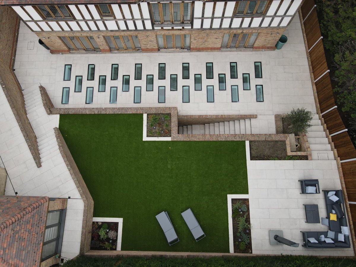 Paramount Paving tweet media