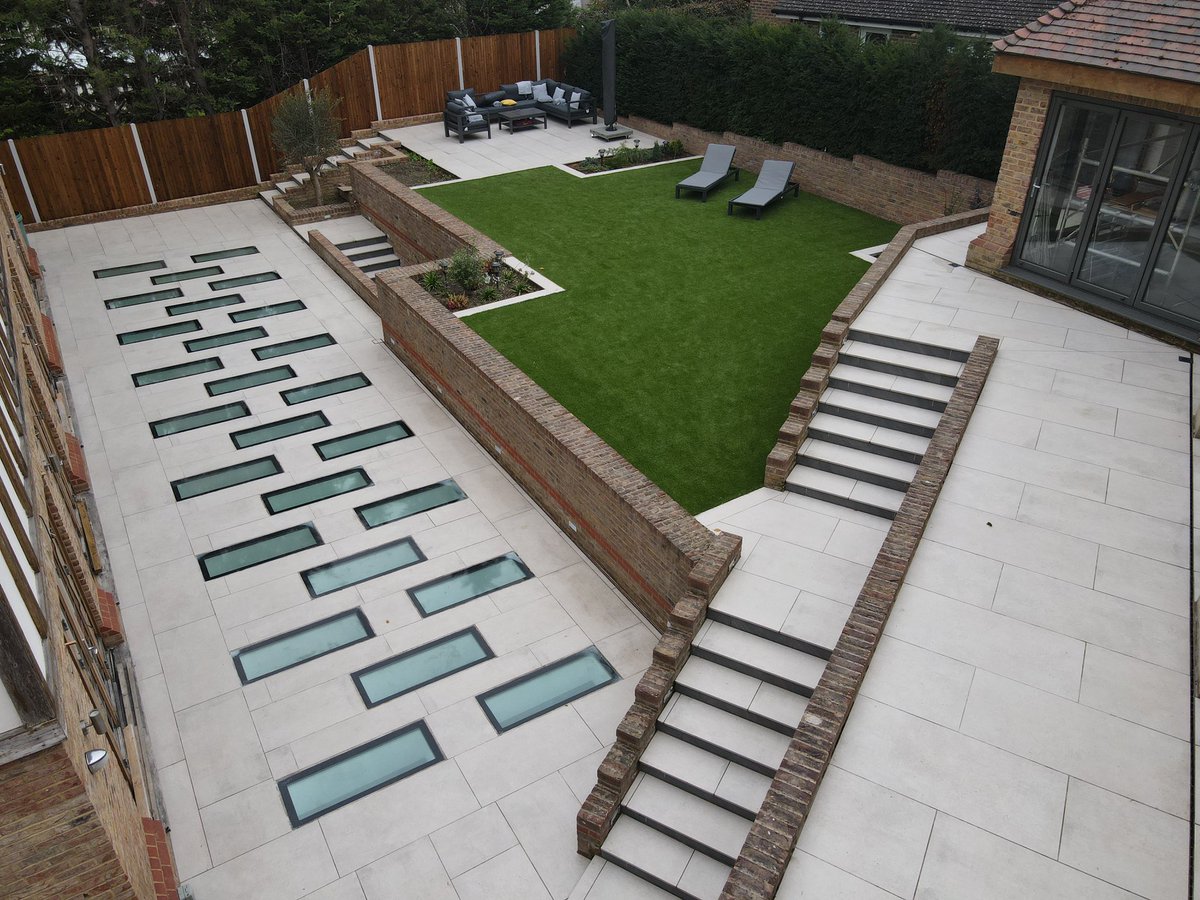 Paramount Paving tweet media