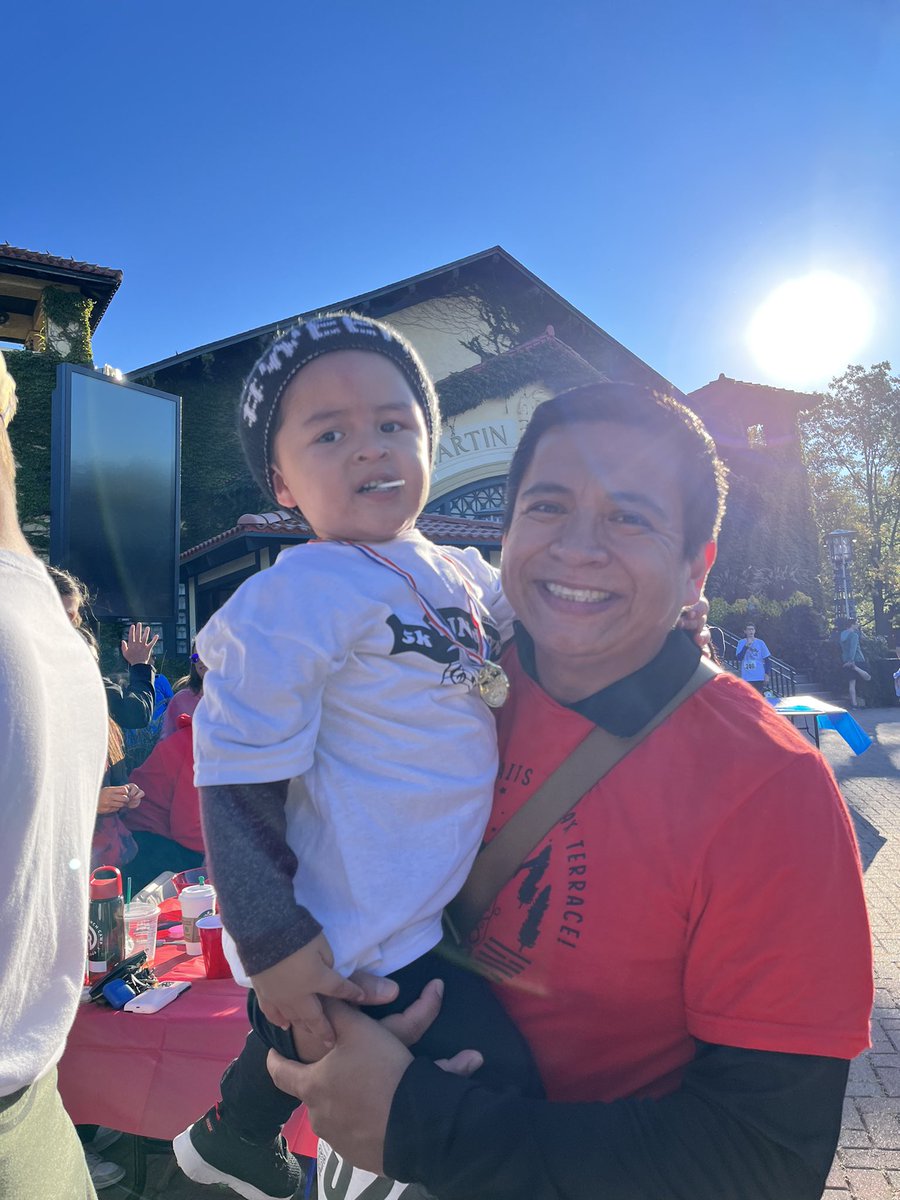JCastrejon112's tweet photo. Had a blast running with this little guy on Saturday. #FUNdRun2022  @NSSD112 #112leads #SomosOT @GreenBaySchool @otmonarchs https://t.co/K0xYvZ8zjX