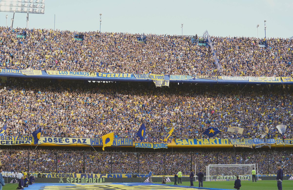 ¡𝑨 𝒍𝒐 𝑩𝒐𝒄𝒂 𝒔𝒆 𝒗𝒊𝒗𝒆 𝒎𝒆𝒋𝒐𝒓!

💙💛💙
