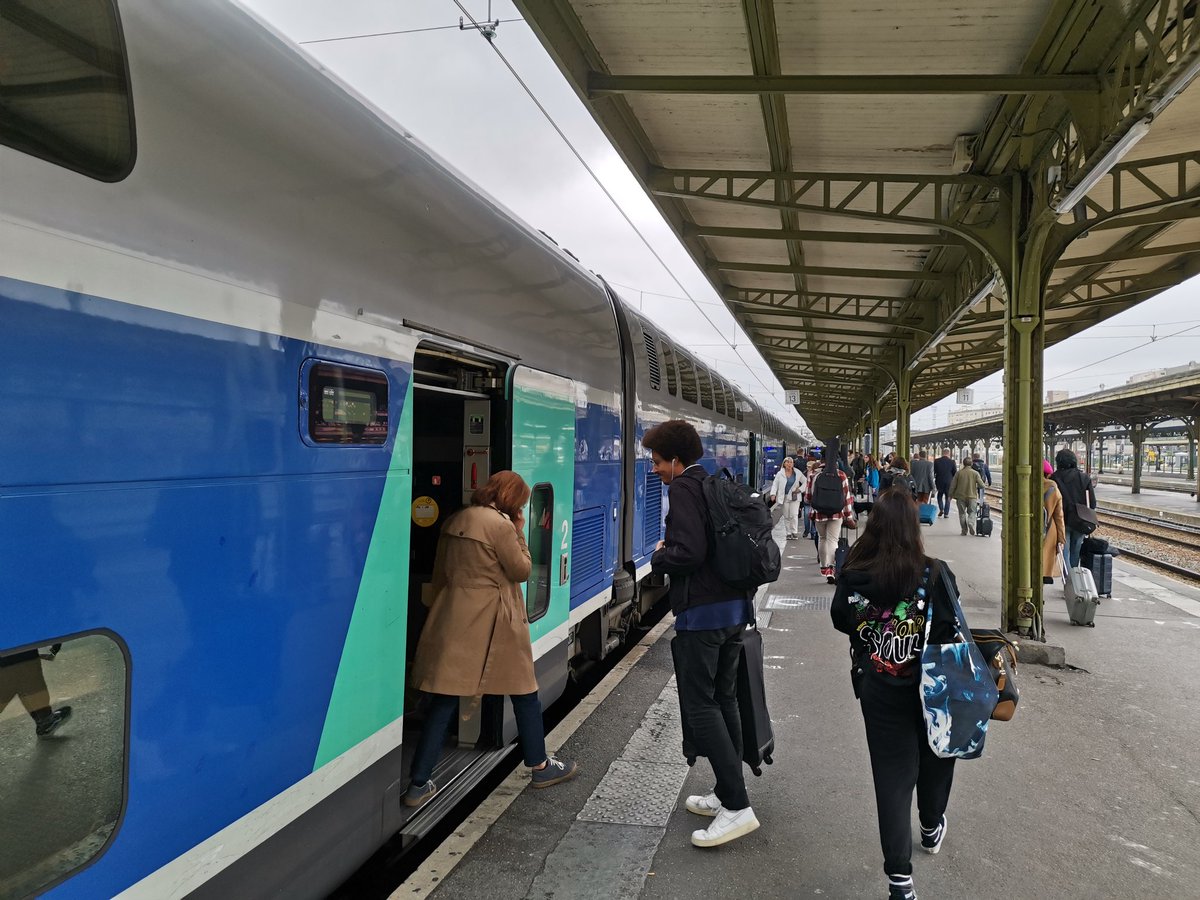 barefootmaths's tweet photo. Last bit of my journey to Grenoble! I somehow miraculously made all of my connections along the way! https://t.co/phpxsmgGQw