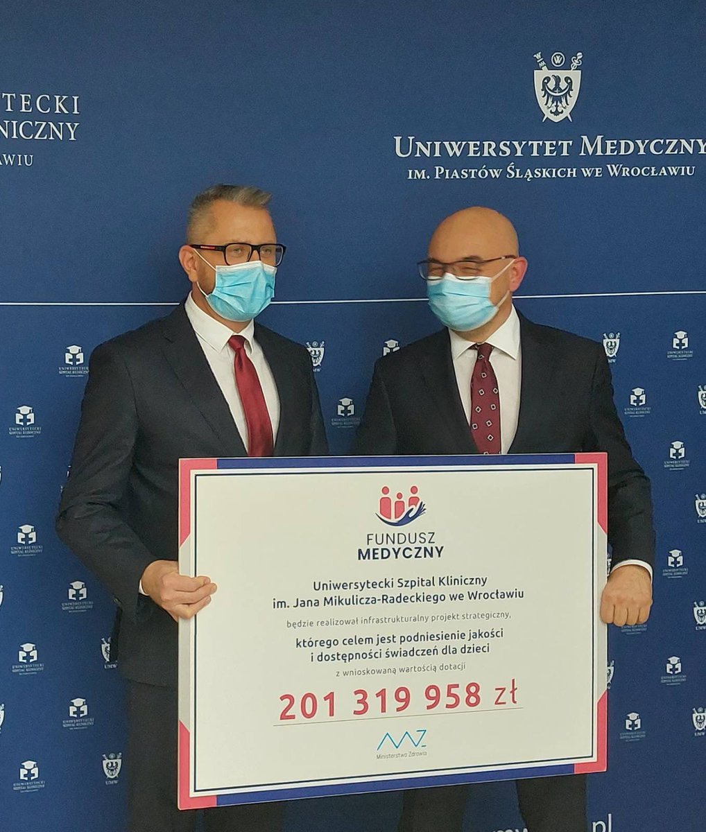 Narodowy Fundusz Zdrowia (@nfz_gov_pl) on Twitter photo 💬 Dzięki środkom z #FunduszMedyczny powstanie w najbliższym czasie tak potrzebne i długo wyczekiwane miejsce we #Wrocław, czyli Zintegrowane Centrum Pediatryczne. W centrum będą wykonywane najbardziej specjalistyczne świadczenia dla dzieci — przekazał Filip Nowak, prezes #NFZ. 💬 Dzięki środkom z #FunduszMedyczny powstanie w najbliższym czasie tak potrzebne i długo wyczekiwane miejsce we #Wrocław, czyli Zintegrowane Centrum Pediatryczne. W centrum będą wykonywane najbardziej specjalistyczne świadczenia dla dzieci — przekazał Filip Nowak, prezes #NFZ.