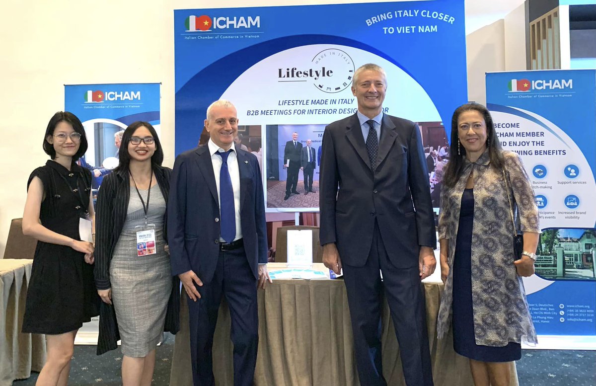 IchamV's tweet image. On September 29-30, 2022, ICHAM attended and interacted with companies' representatives at #VMARK Vietnam Design Award 2022 - an annual event organized by #VDAS to execute the mission of stimulating the #Vietnamese #Designindustry internationally.
#icham #event