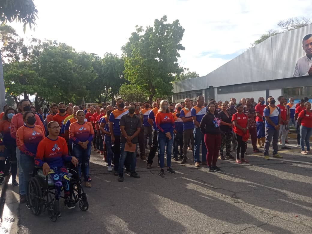 La masa trabajadora de SERVISUCRE, lleva a cabo su acostumbrado lunes cívico, a fin de profundizar los valores patrios en la institución y reconocer la ardua labor de cada uno de los trabajadores, en pro de la optimización de los servicios públicos.

@GPintoVzla

#RegresoAClases