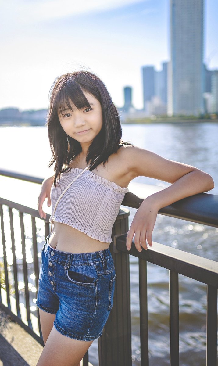 おっぱいが成長中の女子小学生、セクシーな格好で写真を撮られる 感想まとめ らぺわき ～ まとめ・5ch 