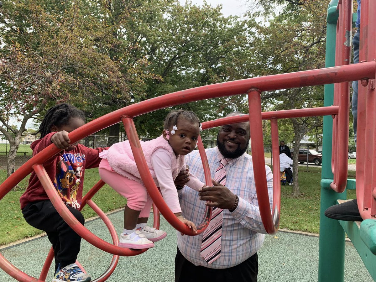 Great time at the Autumn Health and Wellness Fest. Thanks to <a href="/YMHall/">Yvonka M. Hall</a> and the Northeast Ohio Black Health Coalition!