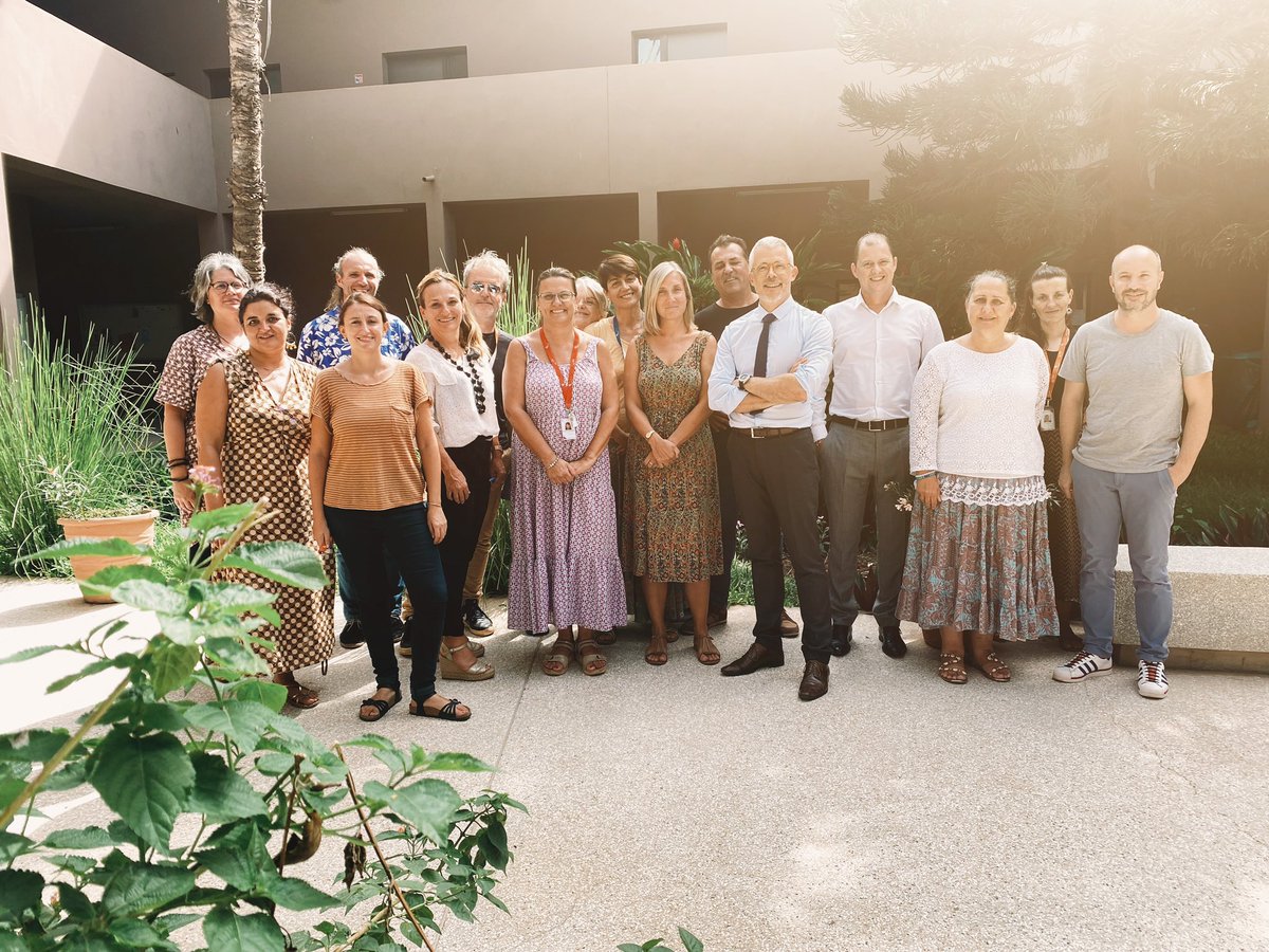 jacqueshoudoin's tweet photo. Fin de la formation des formateurs de la @aefe_zao premier et second degrés, une équipe au 🔝🤩 https://t.co/47fZh1DePx