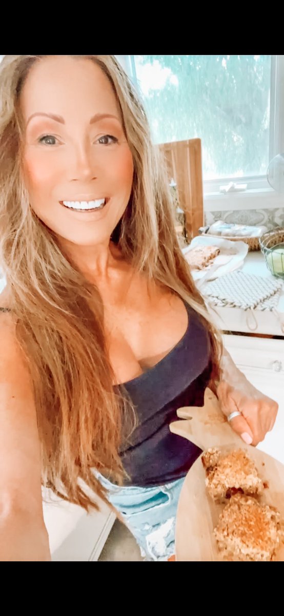 KIANA TOM on Twitter: "Aloha! 💪🏼🌴Just made my coconut cranberry protein