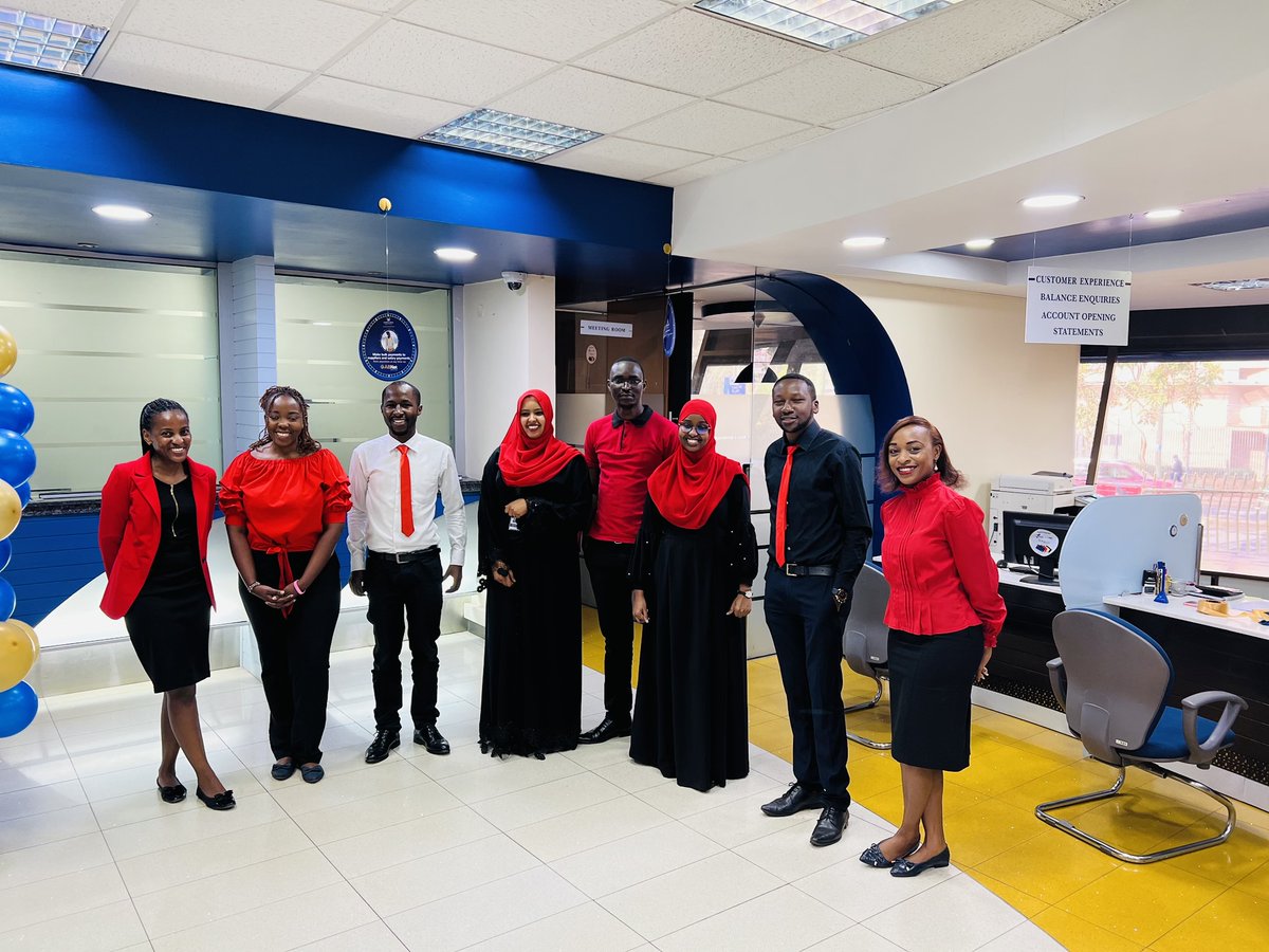 GulfAfricanBank's tweet photo. Our Upperhill branch team wore red today to mark the beginning of #CustomerServiceWeek. The uniformity denotes consistency in provision of outstanding service & ensuring everyone has access to our financial solutions. @icx_kenya #DrivingCustomerInclusion #CSWeek2022 https://t.co/zqOKugUn0v