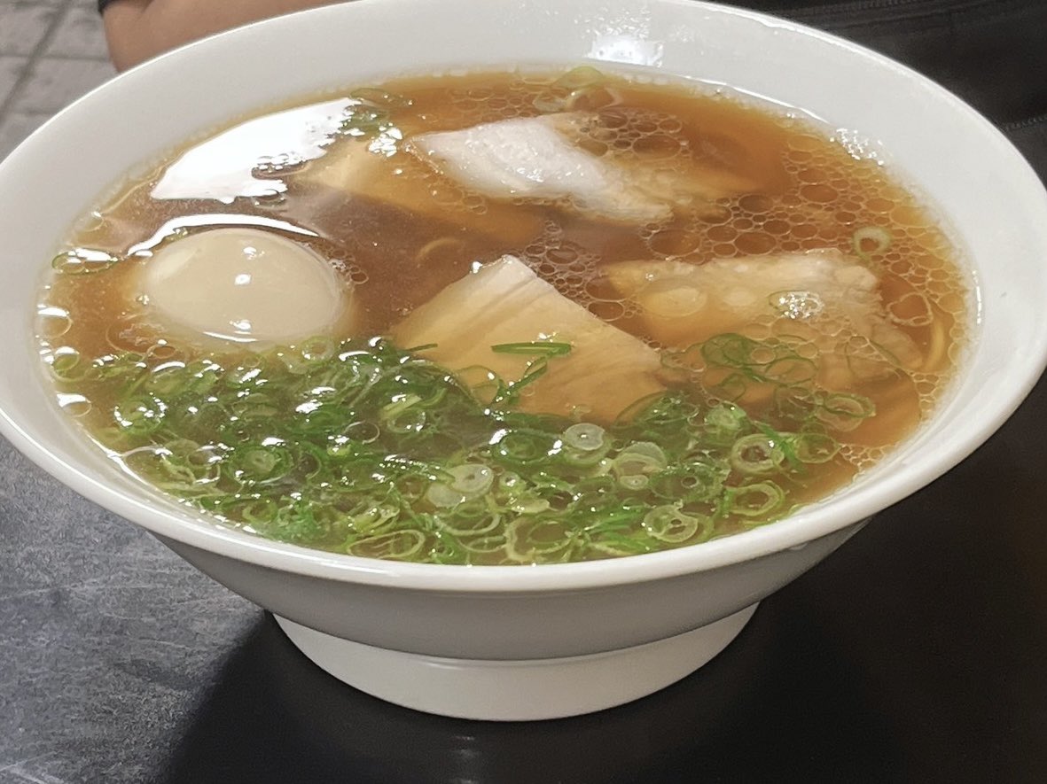 junanaS's tweet photo. うん！美味しい♪
#富士屋 #ラーメン https://t.co/28Lw8YTPB0