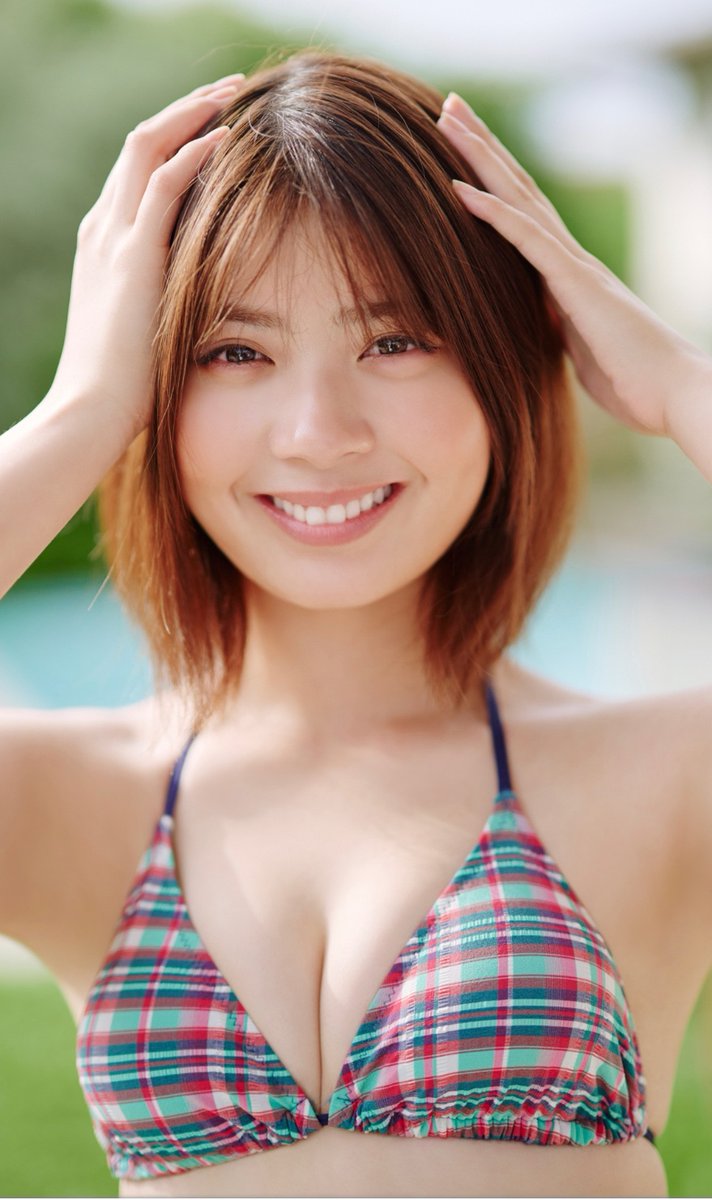 da_amika's tweet photo. あみかじゃないんだけど個人的に好きな、星乃ゆなのグラビアまじ可愛いしえろすぎる。 https://t.co/HxZrIcUXmg