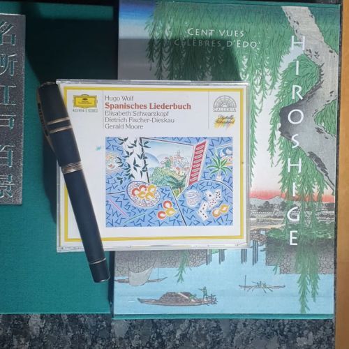 ClassicalCritic's tweet photo. #morninglistening to #HugoWolf w/#DietrichFischerDieskau, #ElisabethSchwarzkopf & #GeraldMoore on @dgclassics
Amazon: https://t.co/pXPyPCaFCo
#SpanischesLiederbuch 🐺 (secular songs)
#classicalCDcollection #classicalMusic #classicalMusicCollection #vo… https://t.co/TOl0AQ6Sy0 https://t.co/bTry2d0XQs
