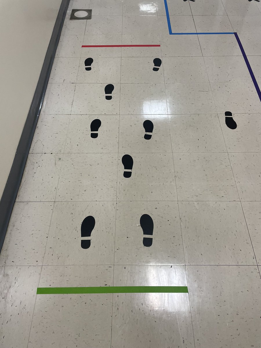 FCPSAdaptedPE's tweet photo. Added a nice new movement space at OMS right down the hall from L4L! Students & staff were excited to jump right into the activities! Who needs movement break ideas in FCPS?! Let us know & we can help you design a space! #movementhallway #movementspace #middleschool #fcpspe https://t.co/MH6mFyQthW