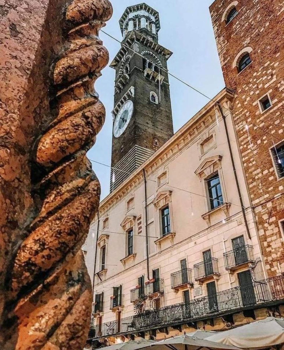 amaveronags1's tweet photo. .....punti di vista
#veronanelcuore #piazzaerbe https://t.co/jizFMpmKPy
