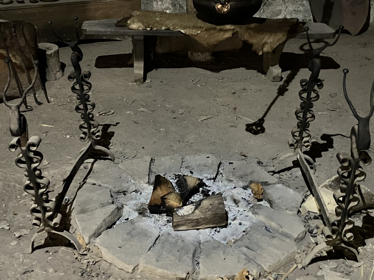 SJC_Juniors's tweet photo. #SJCR8 were curious to learn about the Iron Age Celts in #BrynEryr Roundhouse in @StFagans_Museum. #SJCJuniors #SJCHistory https://t.co/8xoRoj51KP