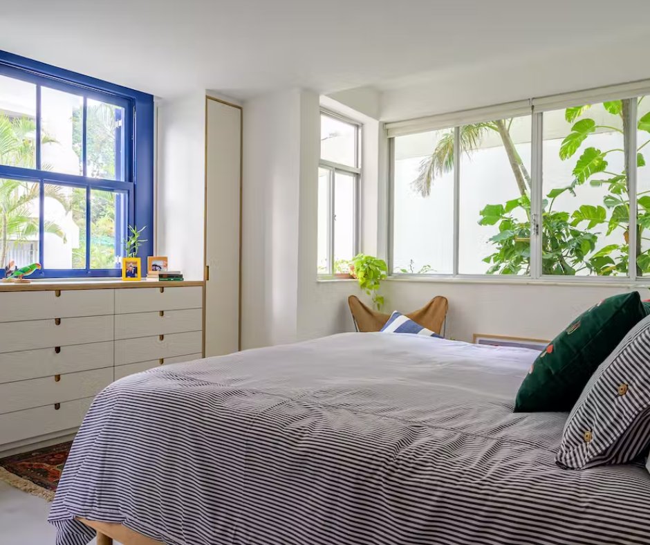 jhinspired's tweet photo. A Renovation Reveals Hardwood Floors and Concrete Beams in This Airy Rio Apartment 🍭

https://t.co/D0mUrsHq1q

#ontario #realestate #realestateagent #realtor #interiordesign https://t.co/K4AFvYg2nI