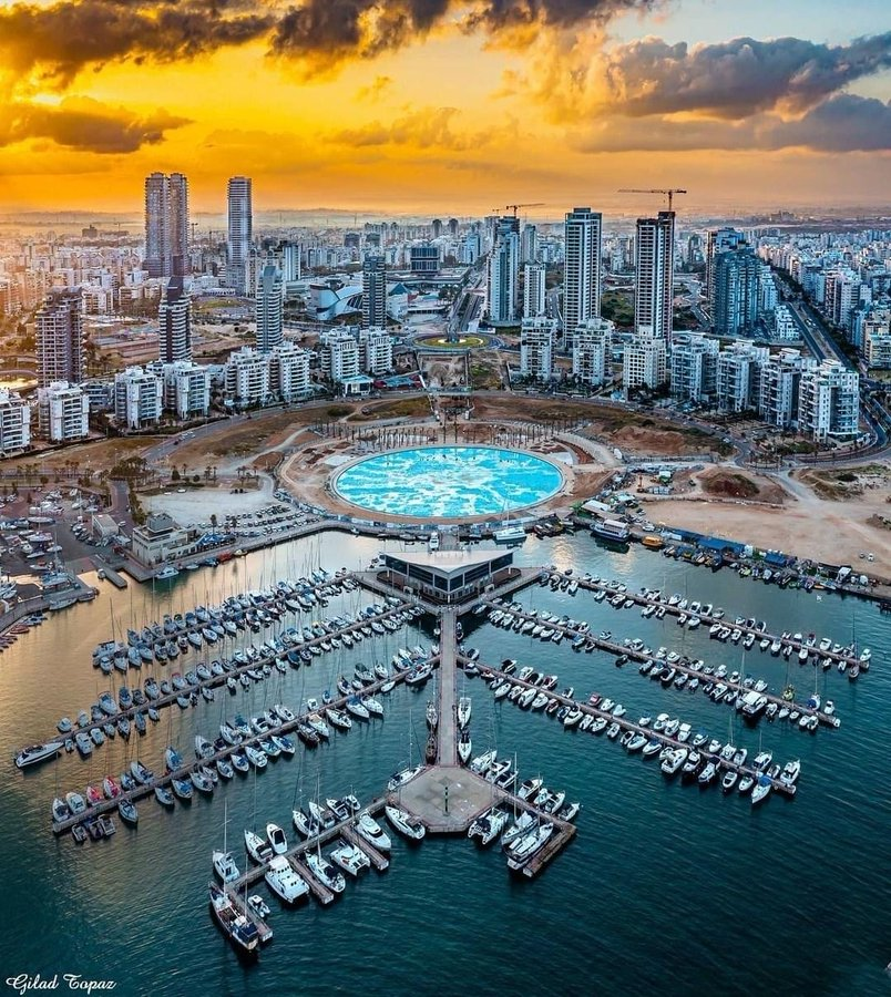SiaraJabal_'s tweet photo. Ashdod Port, #Israel https://t.co/HrrNiBLKq3
