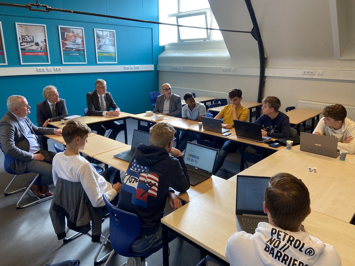 Hoornbeeck College (@hoornbeeck) on Twitter photo Vandaag bezoeken <a href="/HabtamudeHoop/">Habtamu de Hoop</a> (jongste kamerlid, <a href="/PvdA/">Partij van de Arbeid</a>) en <a href="/TekinAdnan/">Adnan Tekin</a> (vz. <a href="/MBORaad/">MBO Raad</a>) onze locatie in #Amersfoort. Ze krijgen o.a. een enthousiaste presentatie van een ‘mini-onderneming’. #mbo Vandaag bezoeken <a href="/HabtamudeHoop/">Habtamu de Hoop</a> (jongste kamerlid, <a href="/PvdA/">Partij van de Arbeid</a>) en <a href="/TekinAdnan/">Adnan Tekin</a> (vz. <a href="/MBORaad/">MBO Raad</a>) onze locatie in #Amersfoort. Ze krijgen o.a. een enthousiaste presentatie van een ‘mini-onderneming’. #mbo