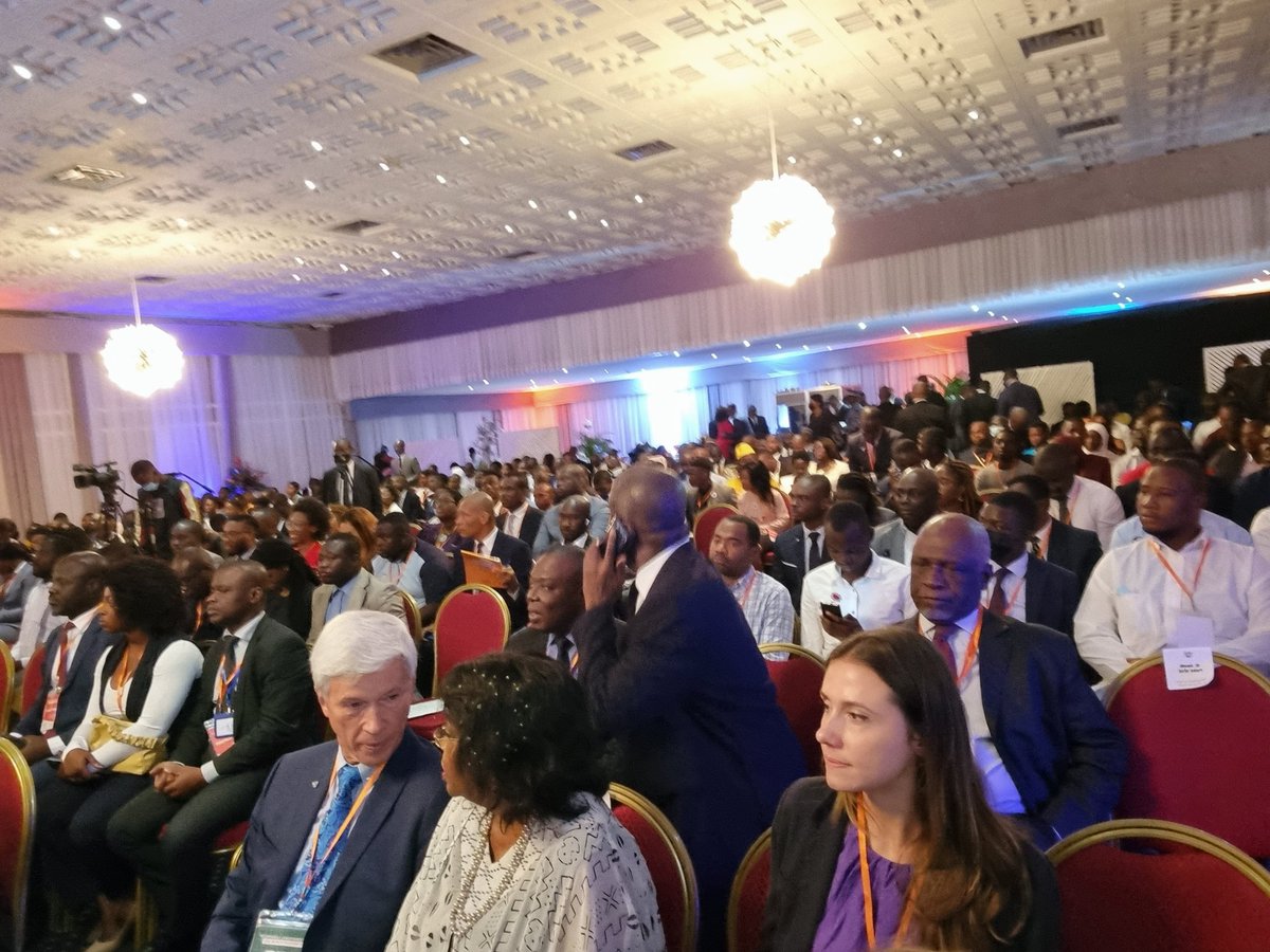 RafaSorianoO's tweet photo. Inauguration du #InternationalLeadershipForum organisé par le Centre d'études prospectives #CEP. Un cadre africain de réflexion et de prospection sur les incertitudes de la géopolitique mondiale @rielcano @funalternativas @CidobBarcelona https://t.co/iK4VdAGwbp