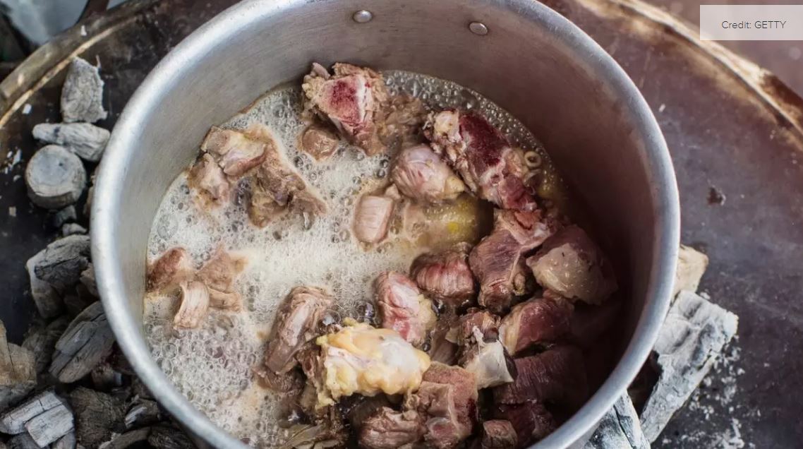 uniofsurreyVC's tweet image. .@UniofSurrey @AirPollSurrey study monitors 60 low-income kitchens in Asia, Sth America, the Middle East &amp;amp; Africa for carbon dioxide exposure, ventilation &amp;amp; thermal comfort to help make cooking safe for all bit.ly/3STTutI 

#Research #CleanAir @pk_shishodia @oneinbillion