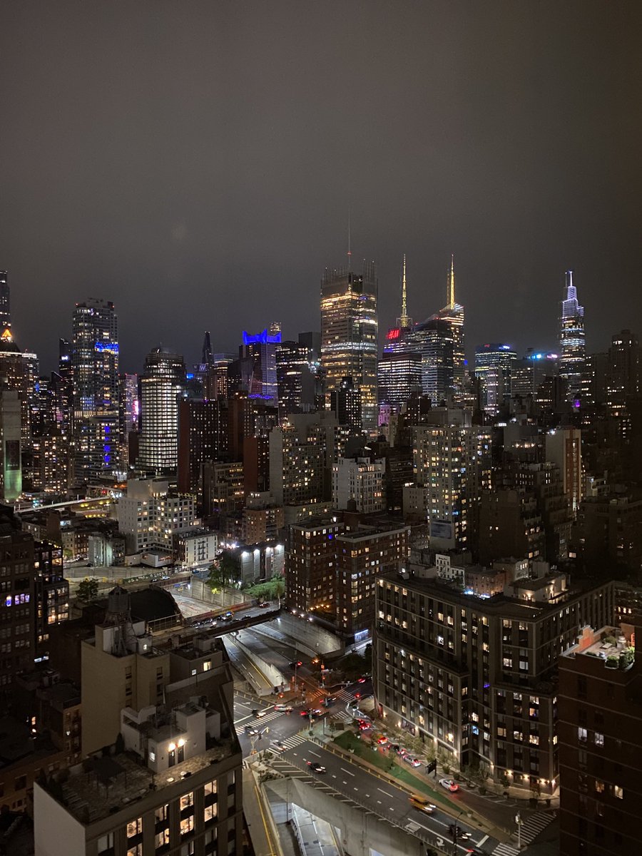Bbeaugendre's tweet photo. NYC https://t.co/QYqWigtk6m