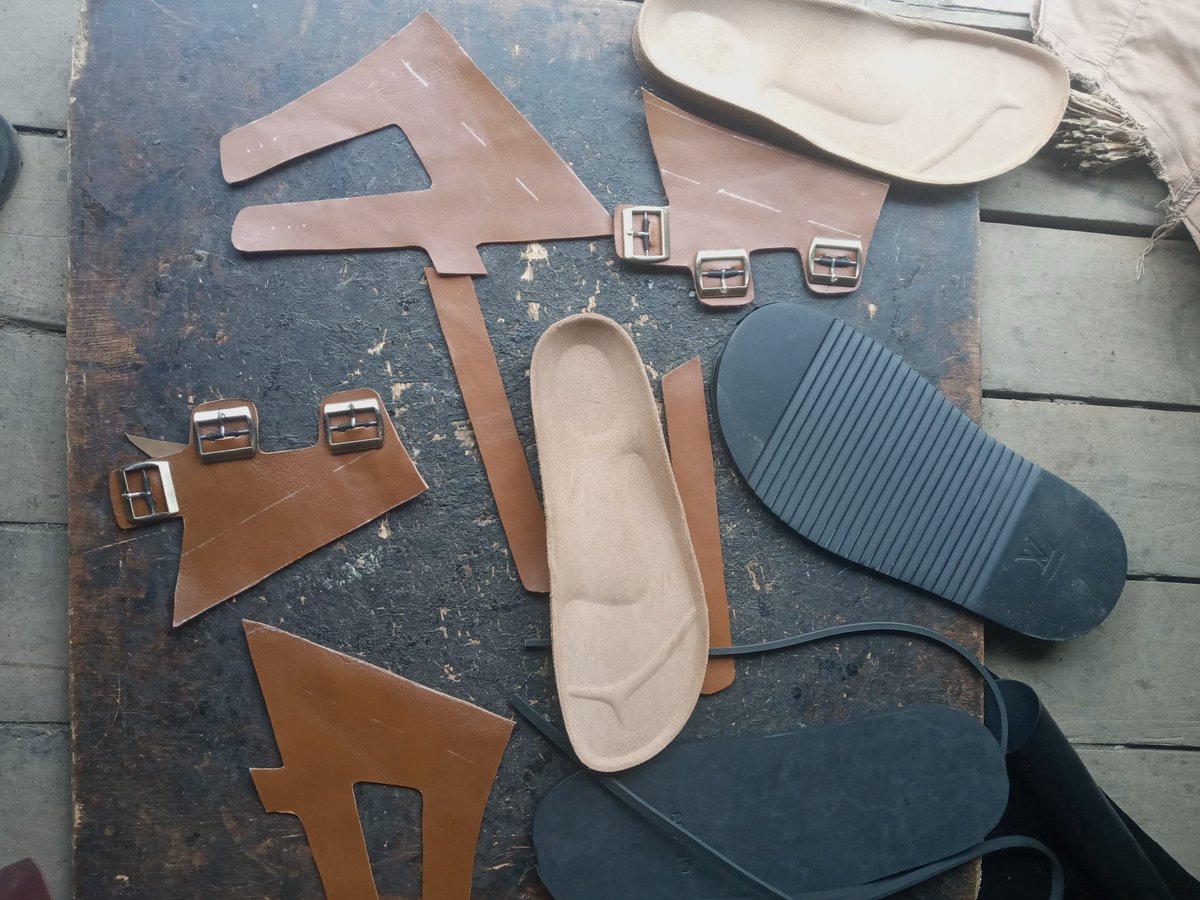 allgudtins18's tweet photo. #kingtalented Mr macaroni Teni iKorodu
I make the best shoes
Before meets after
22,000 NGN ONLY https://t.co/LZynziptWF