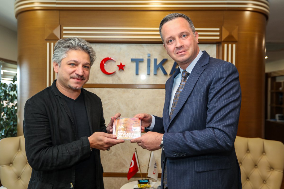 TiKA tweet media
