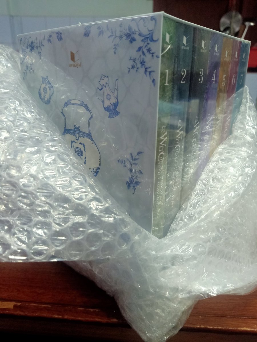 primmy479's tweet photo. ปล่อยค่ะ แบบว่าซื้อแล้วลืม แล้วซื้อซ้ำ มือ1 ยังไม่แกะค่ะ ห่ออย่างดีไม่เสียหาย ราคา 1,700 บาท (ไม่รวมค่าส่ง) สนใจ DM มาได้เลยค่ะ #WITCHOAR #jayScot #หนังสือมือหนึ่ง https://t.co/3hGlE9ExM4