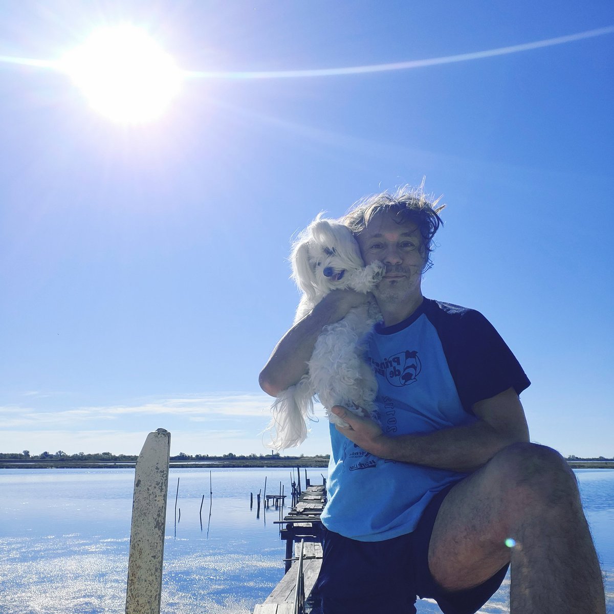 maxdevitor's tweet image. Aria-Luce-Movimento,imprescindibile Triade essenziale nella vita dell'essere umano.
Inutile vaneggiare su cure e sistema immunitario prescindendo da ciò.
Eppure durante questi due lunghissimi anni i luminari mediatici non han dedicato un millisecondo a tale Verità.
#ALuMo